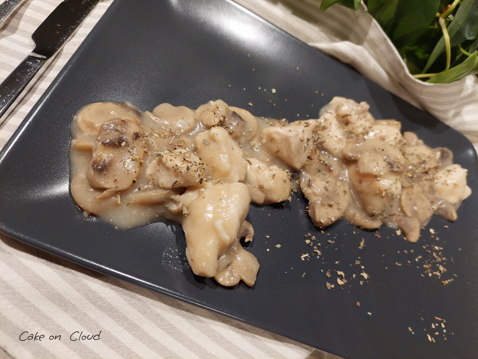 bocconcini di pollo con funghi